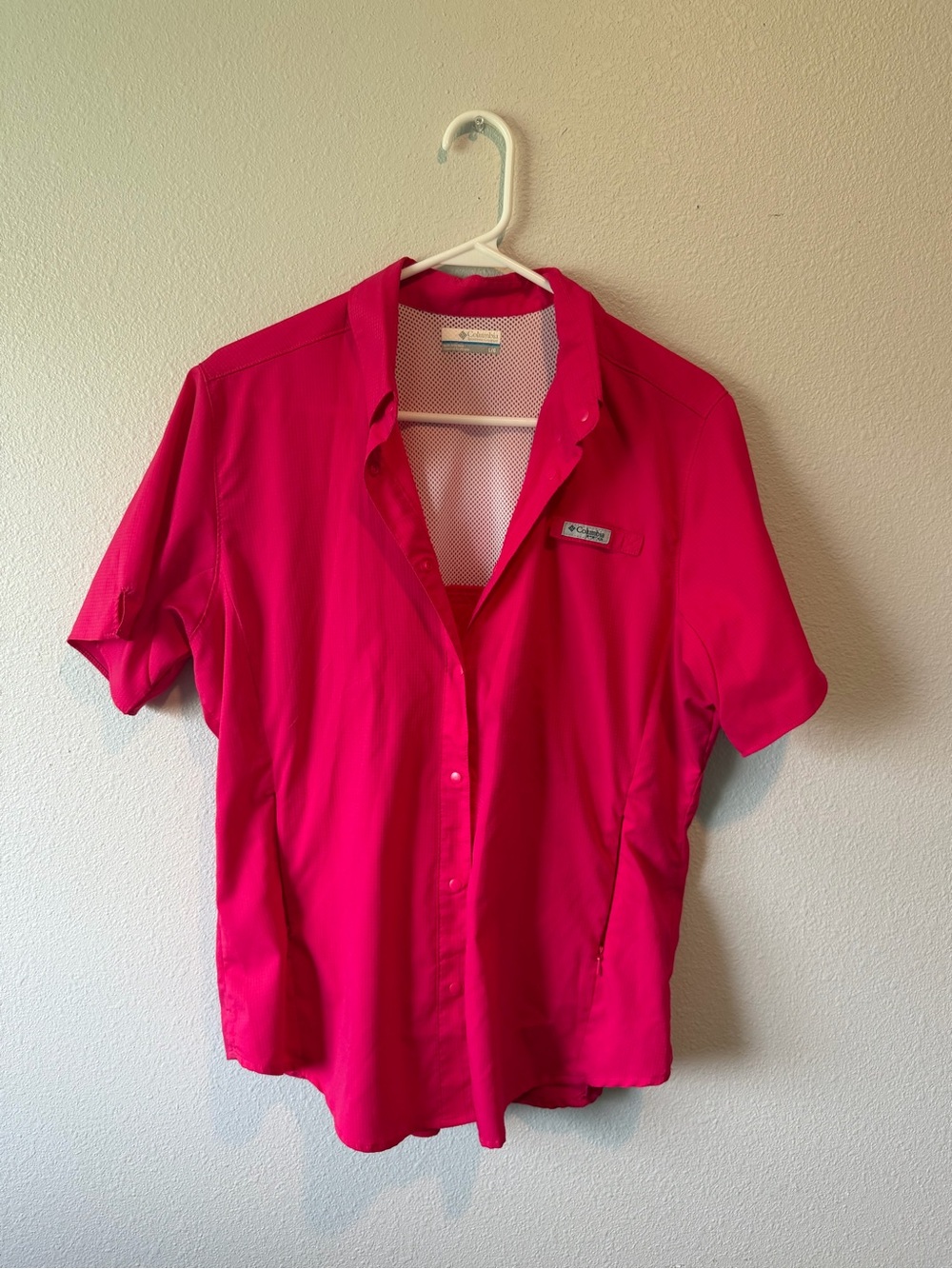 Columbia Women’s Short Sleeve Polo - Hot Pink